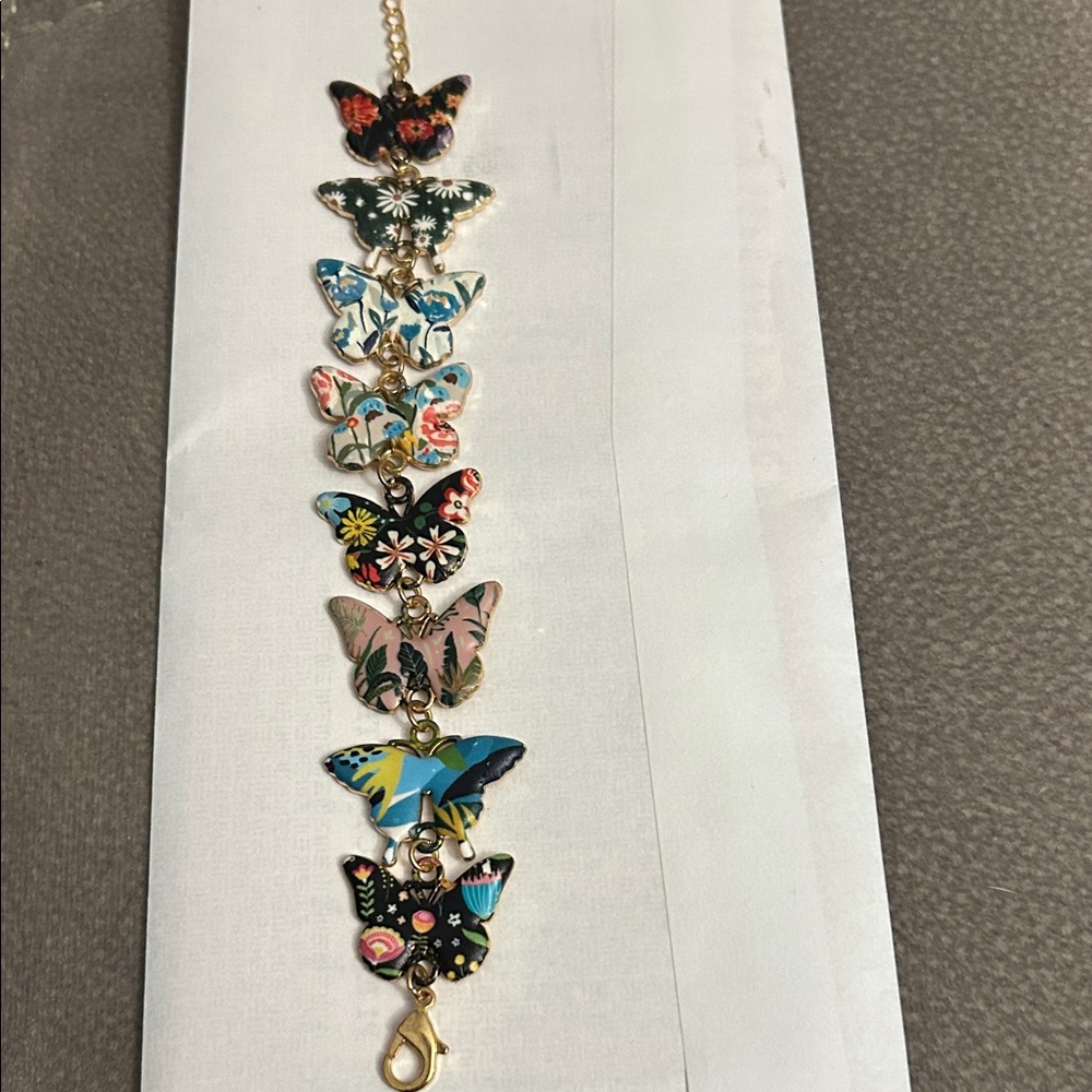 NWOT Butterfly Charm Bracelet